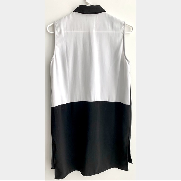 Modern Sleeveless Button Down Collared Blouse - Picture 4 of 6